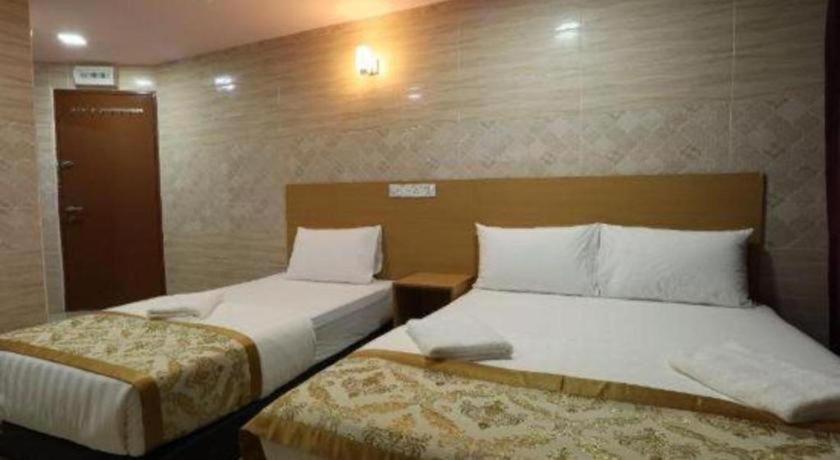 Capital O 90556 Hotel Cherita Rooms Kuantan Ngoại thất bức ảnh